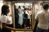 Squeeze Past: o que Significa Squeeze Past em Inglês?